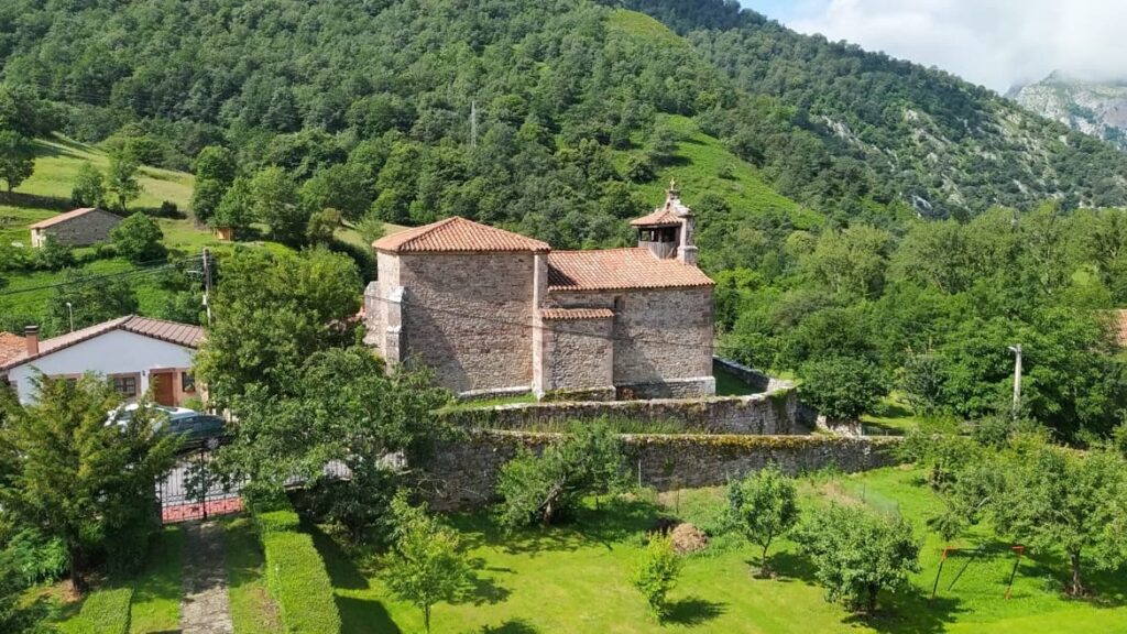 Iglesia de Cicera en Cantabria