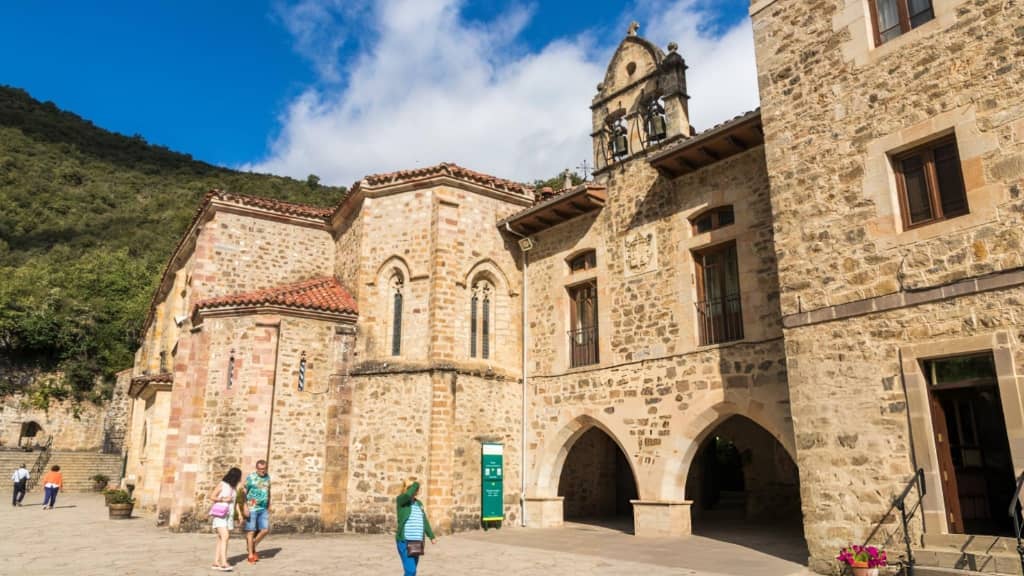Camino Lebaniego | Etapas y alojamiento